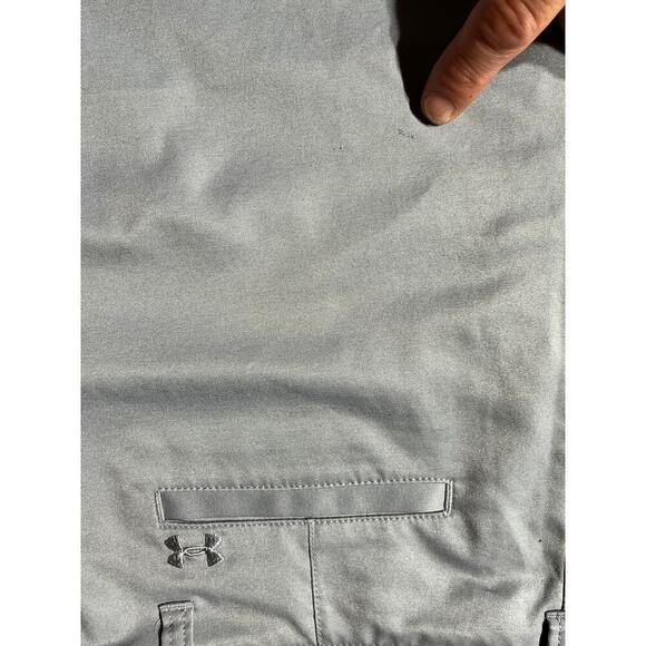 Under Armour Youth Boy Shorts. Flat Front. Grey. Performance. Golf. Size 20 - Picture 8 of 8